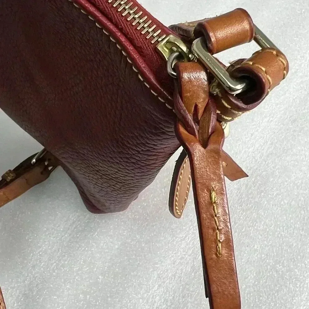 Dooney And‎ Bourke Dillen Letter Carrier Leather Crossbody Purse Burgundy